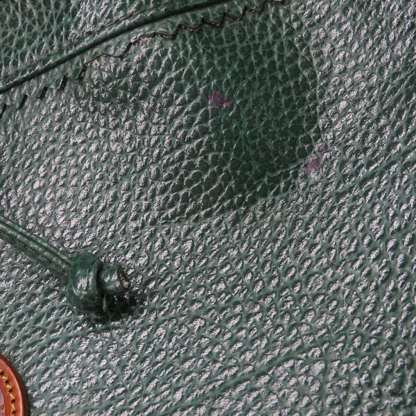 1980s Vintage Dooney & Bourke Forrest Green Leather Drawstring Crossbody Bag - Image 8