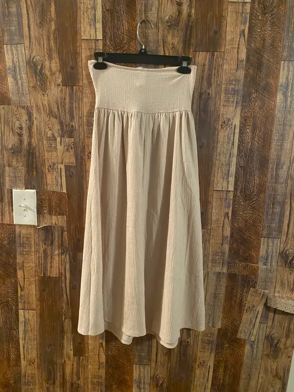 NWT H & M women's sleeveless/ strapless summer dress beige size xs - Image 2
