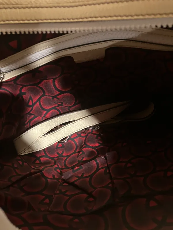Gucci Snow Bag - Image 9