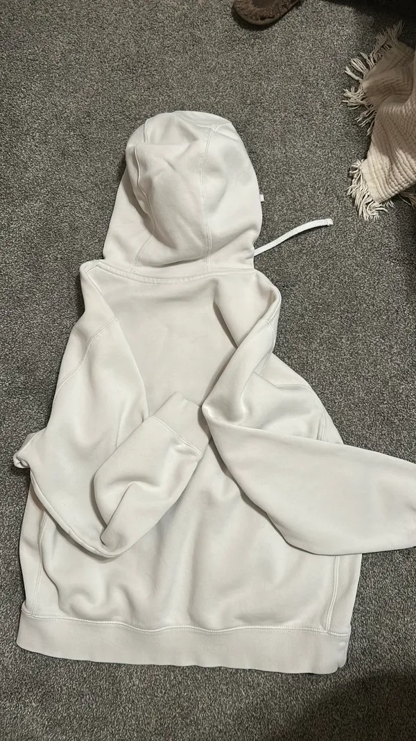 Nike Sweatshirt Hoodie Women’s sand - Image 3