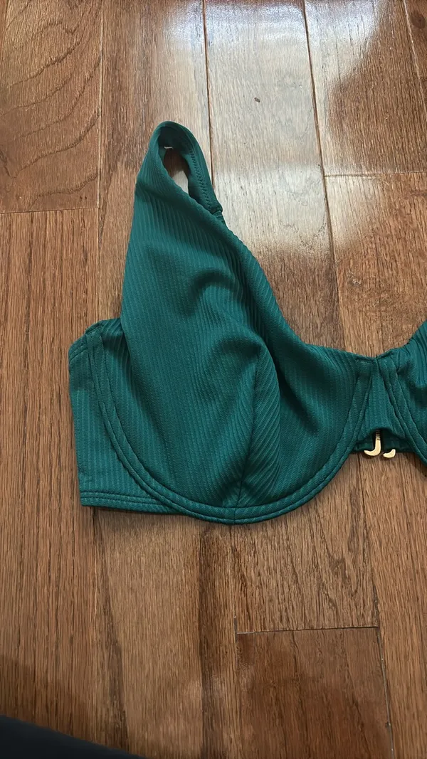 Nwt Hollister Co High Apex Ribbed Underwire Bikini Top - Image 4