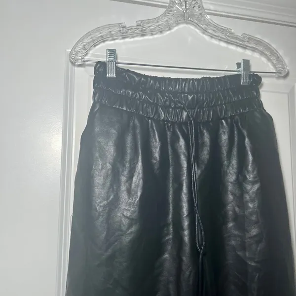 DO+BE Black Faux Leather Joggers High Waisted Elastic Cuffs Small going out - Image 2