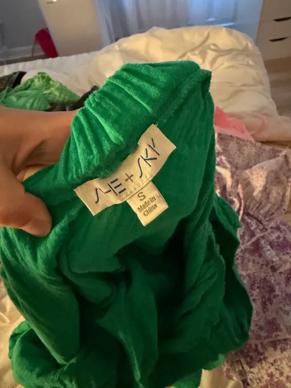 green dress/ shirt - Image 4