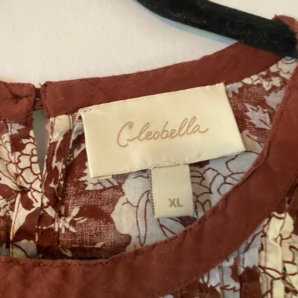 Cleobella Burgundy Red White Floral Smocked Lace Peasant Blouse Cotton Women XL - Image 2