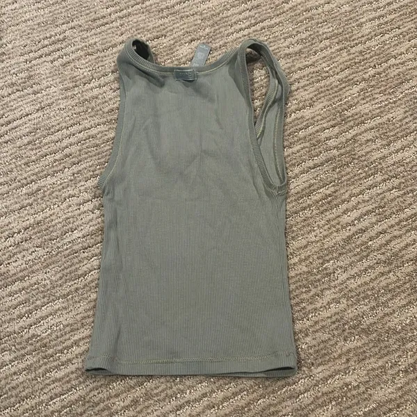 SKIMS Gray Tank Top - Image 2