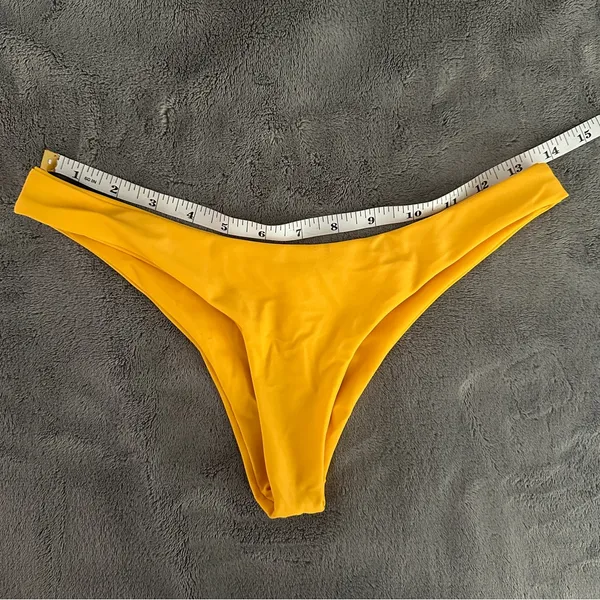 Blackbough Swim Yellow Set - Image 9