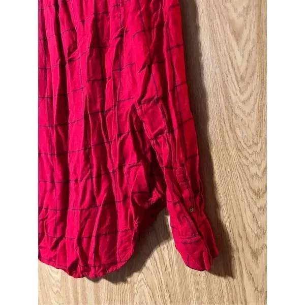 A New Day Red Plaid Button Up Top Woman’s Size Medium - Image 6