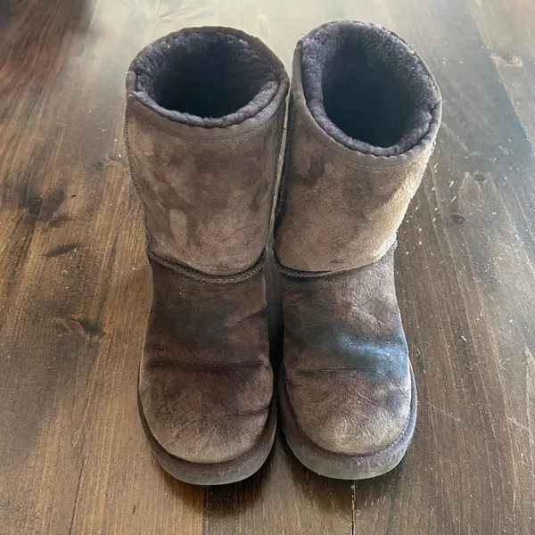 UGG Classic Short Boots W8 Brown Suede Sheepskin Lined Mid Calf Coz Warm Fall‎ - Image 3