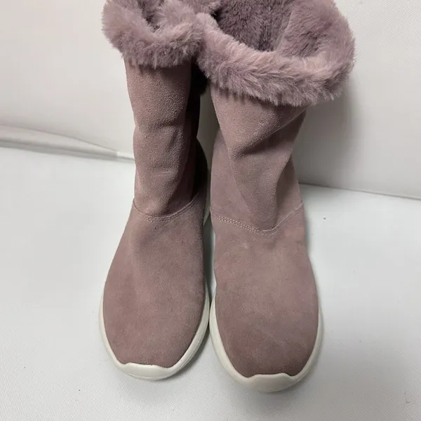 Skechers Boots Womens 6 Mauve On The Go City 2 Goga Mat Faux Fur Suede Snow - Image 2