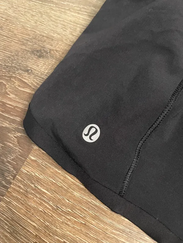 lululemon athletica Black Athletic Shorts Size 6 - Image 4