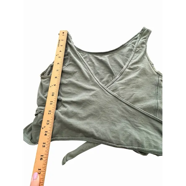 Lululemon It's A Tie Tank Size 4? Wrap Jade Green Gray Top Shirt Soft #III18-1 - Image 4
