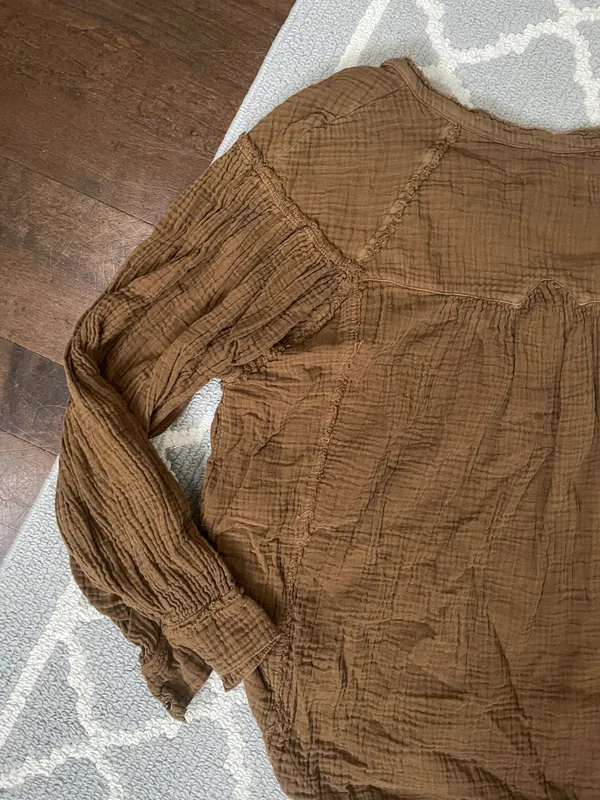 We The Free forest green oversized soft linen long sleeve Henley flowy top - Image 10