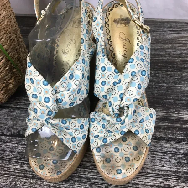 Juicy Couture Blue & Tan Print Fabric Platform Wedge Espadrille Sandal Shoes 7.5 - Image 3