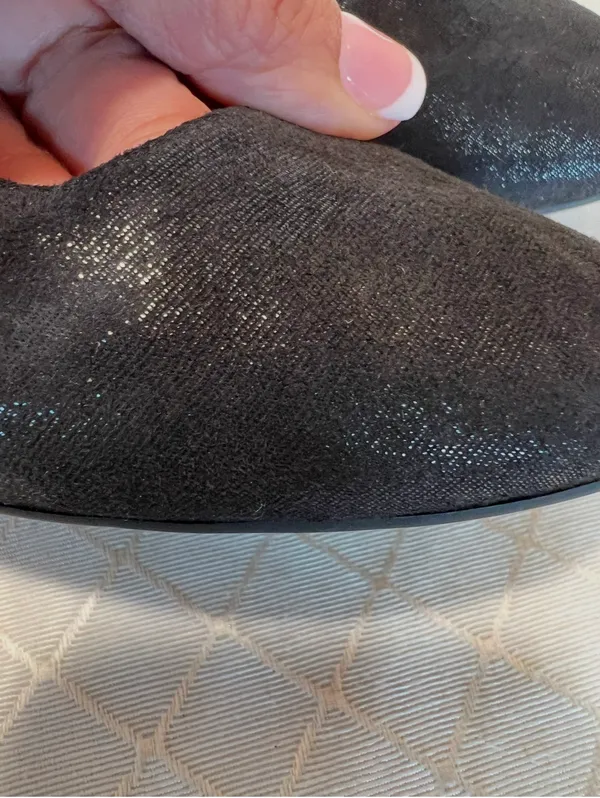 Nine West Black Suede Ballet Flats: Size 7.5 - Image 3