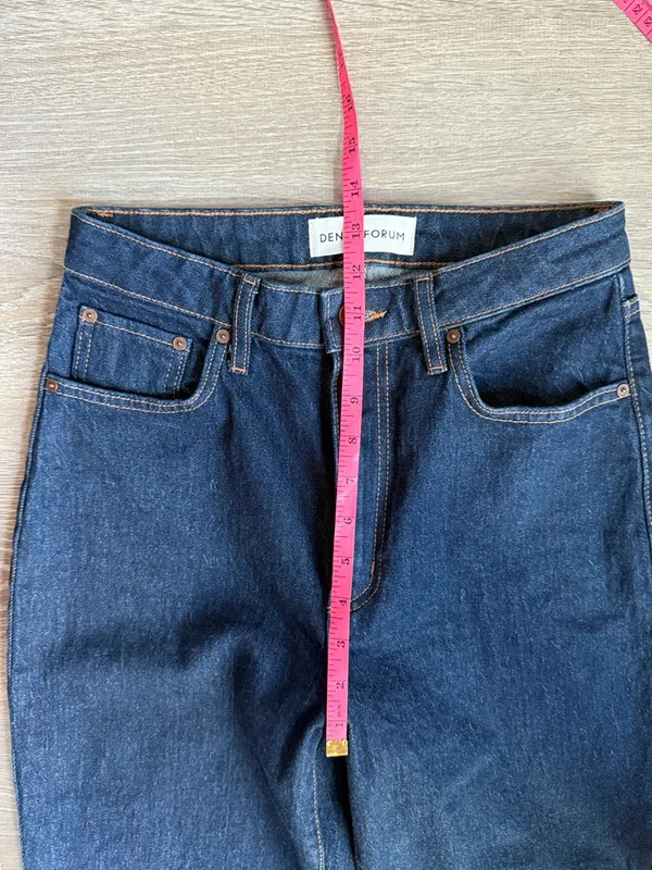 Aritzia Denim Forum Rowan Super Hi-Rise Straight Jean 27 - Image 8