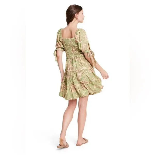Aguabendita Sleeve Romantic Floral Tile Puff Sleeve Dress - Image 2