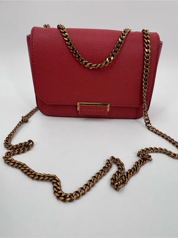 Charles & Keith Scarlet Pebbled Crossbody with Gold Chain Strap - Image 13