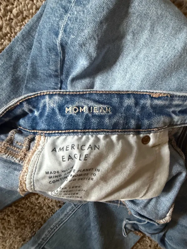 American Eagle Mom Jeans - Image 7
