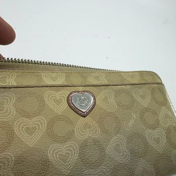 Coach Beige Heart C Coated Canvas Zip Around Wallet - Image 8