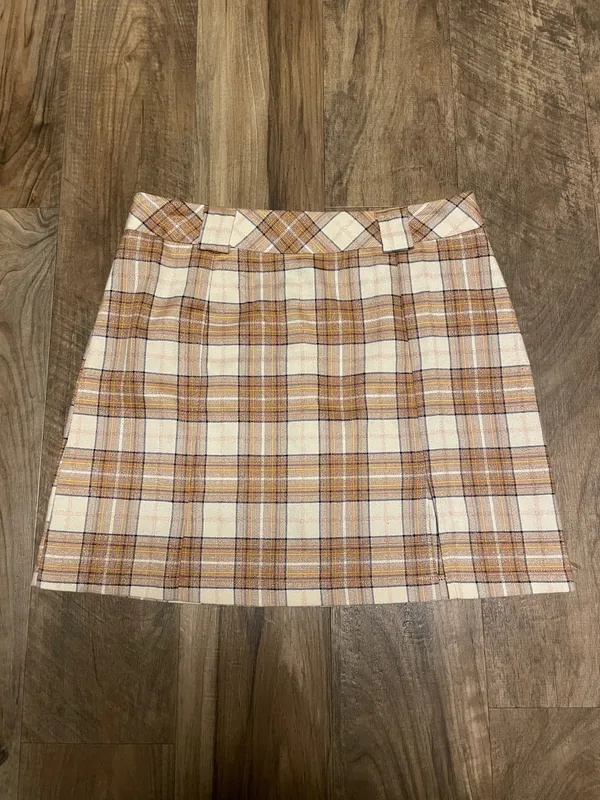 Sans Souci Lurex Plaid Mini Skirt with Front Slit - Beige & Cream Size Medium - Image 3