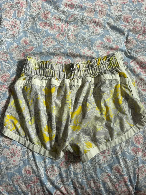Gap Athletic Shorts - Image 2