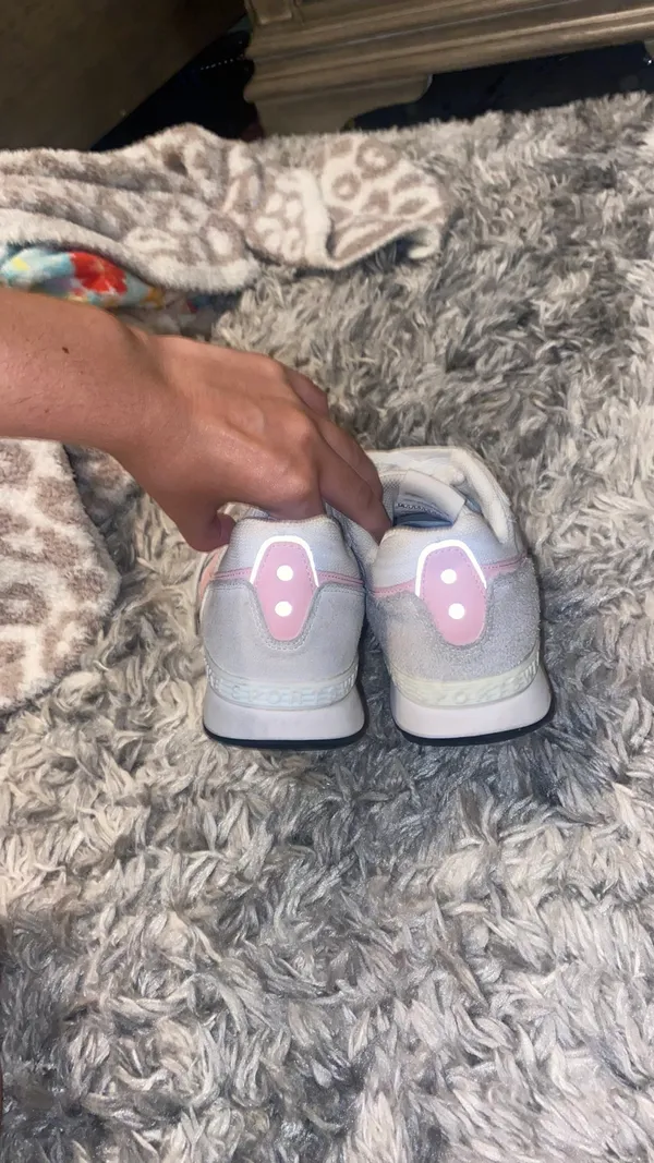Nike Sneakers - Image 3