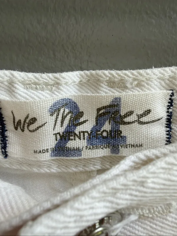 Free People We The Free Makai Jean Shorts Optic White Size 24 Distressed Denim - Image 5