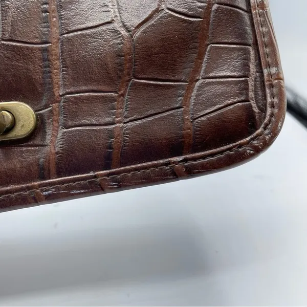 Vintage Brown Croc Embossed Faux Leather Maggie Lawrence Satchel Handbag Purse - Image 5
