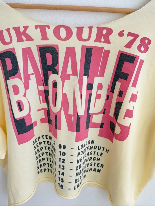 Blondie UK Tour 78 Graphic Cropped Off-the-Shoulder Band Tee - Image 8