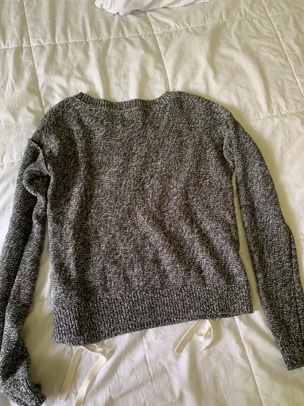 Abercrombie Sweater - Image 3