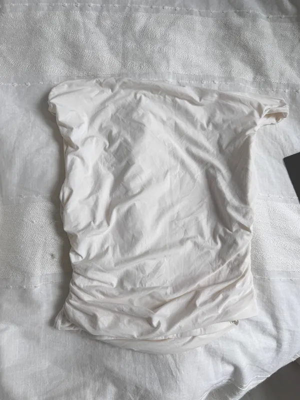 Amazon SUUKSESS Off the shoulder rouched white top - Image 3