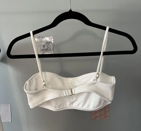 Hollister White bikini top - Image 2