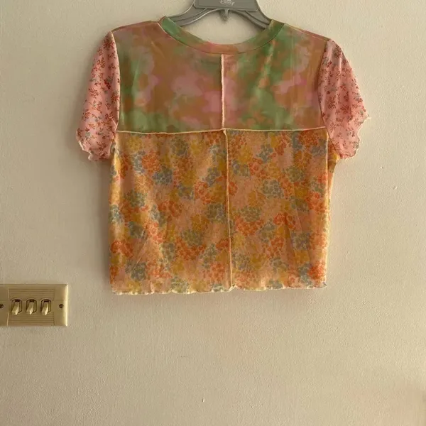 BP Nordstrom Patchwork Crop Top Short Sleeve Ruffle Hem NWT Size L Pink - Image 4