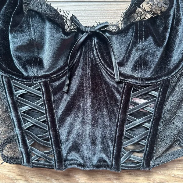 Victoria's Secret Bustier Velvet corset top - Image 2