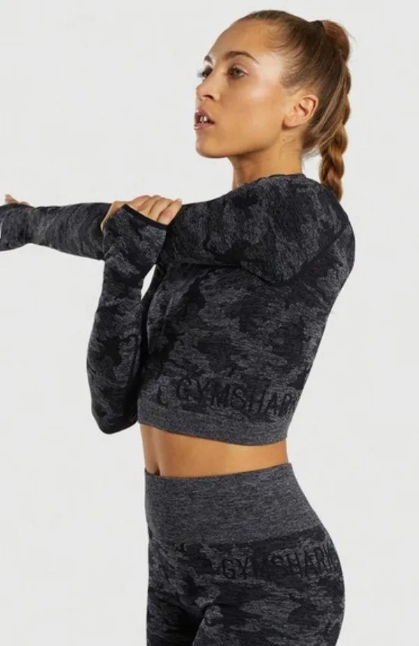 Gymshark Camo Long Sleeve Crop Top - Image 5
