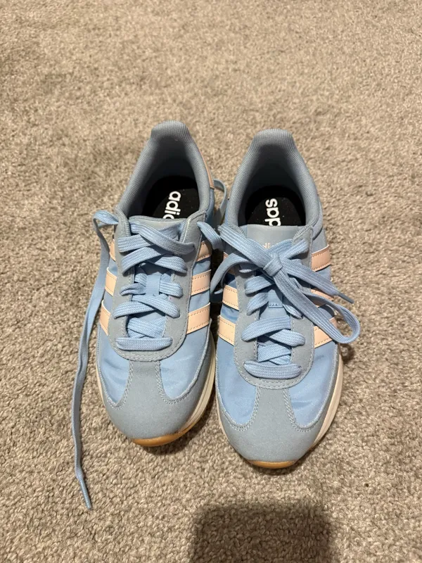 Adidas Women's Blue and Pink run 70s retro sneaker - Image 4