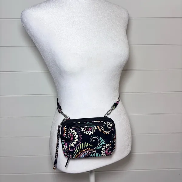 Vera Bradley wristlet/Crossbody Floral Black‎ quilted small Bag /wallet - Image 5