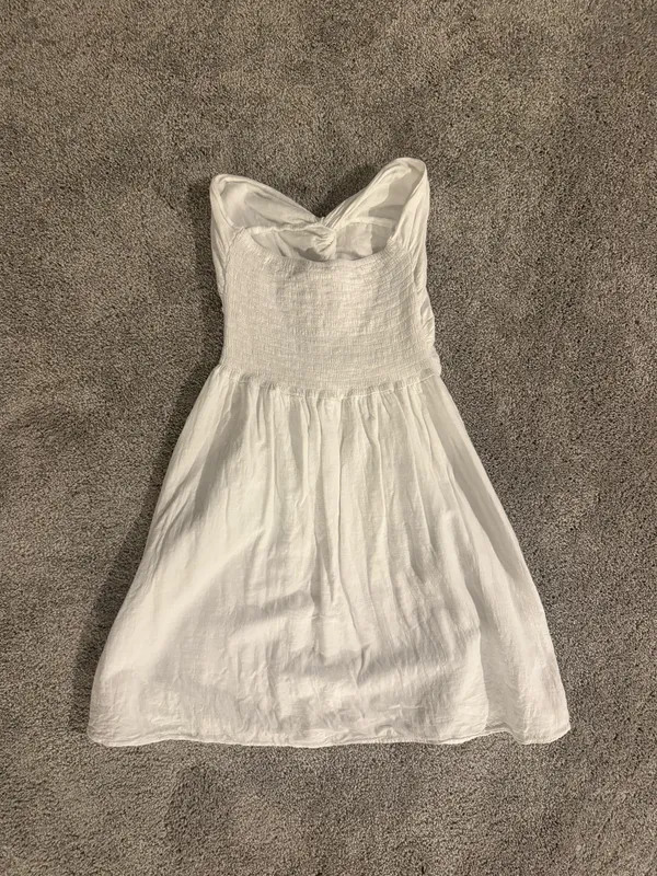 White dress - Image 3
