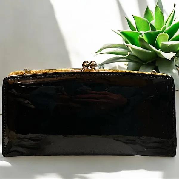 NWOT•Evening Bag•Clutch•Faux Black Patent Leather•Vintage Style Kiss Lock •Chain - Image 5