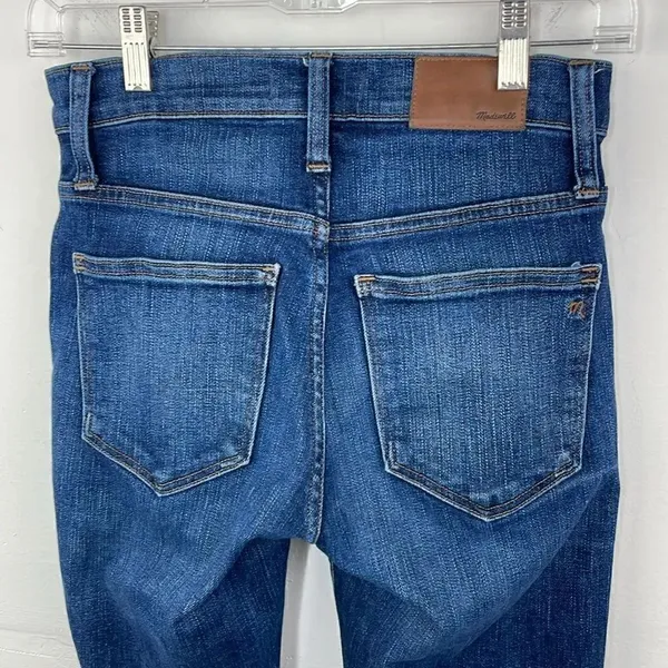 Madewell Women’s Slim Straight Jeans 25 inches - Image 6