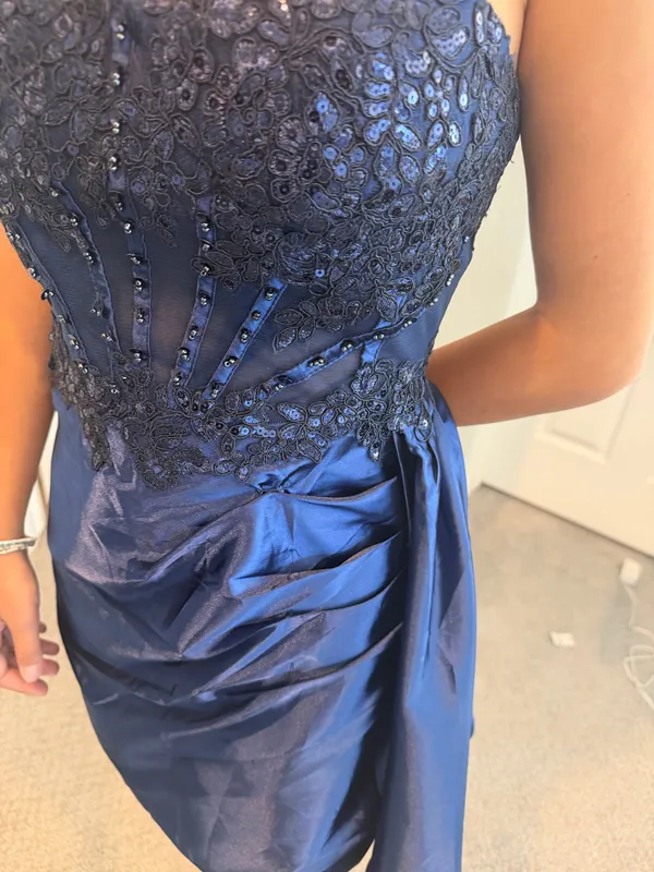 Amazon Navy homecoming dress - Image 4