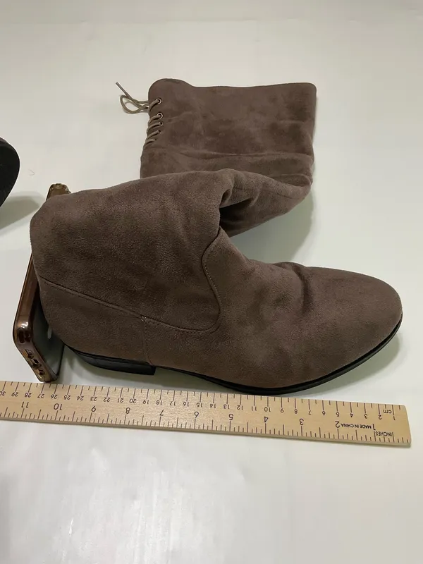 Women’s Brown Taupe Faux Suede Knee High Boots Size 8.5 Lace Up Side Zip Low Heel - Image 9
