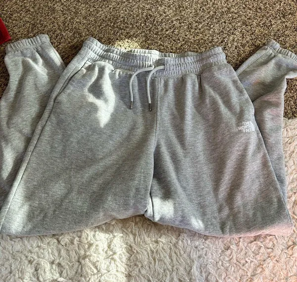The North Fave grey sweatpants - Image 2