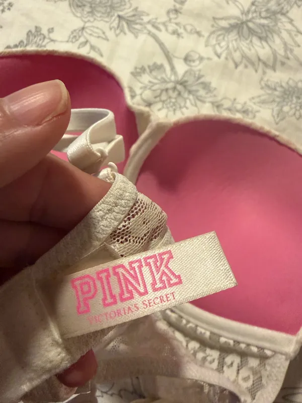 Victorias Secret Pink Wear Everywhere T-Shirt Bra - Image 4