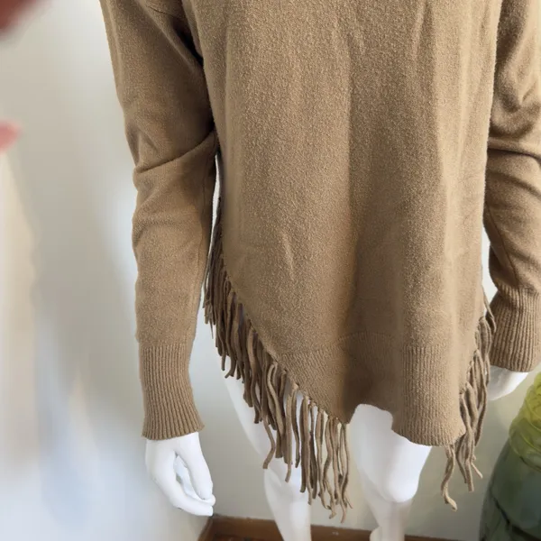 Stella + Lorenzo Women’s Sweater Fringe Hem Turtleneck Tan Boho Knit Size S - Image 7