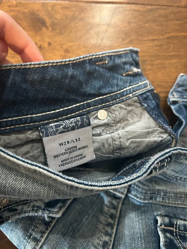 Light wash McKenzie low rise silver jeans Blue Size 28 - Image 5
