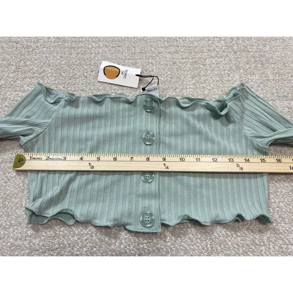 Ribbed Off-Shoulder Button Crop Top in Sage Green Size S Shell 91% Tencel - Image 7