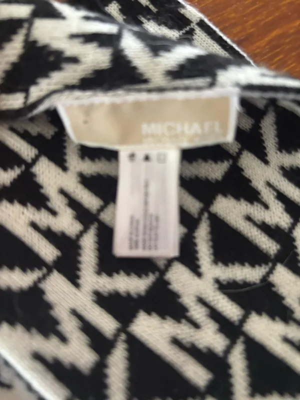 Michael Kors scarf  - Image 3