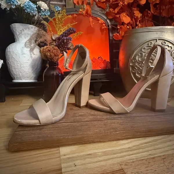 Just fab Tan Block Heel Sandals 3” heel - Image 2