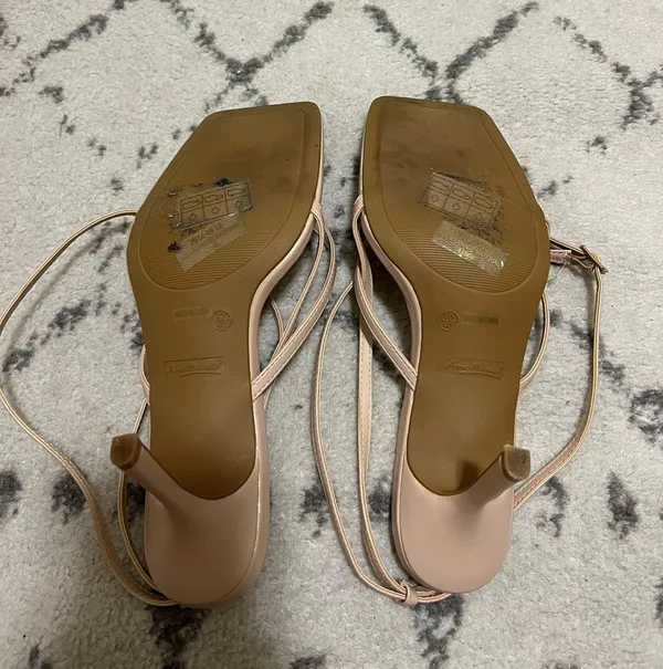 Anne Michelle Flip Flop Heels - Image 6